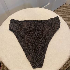 G land bottoms snake lining